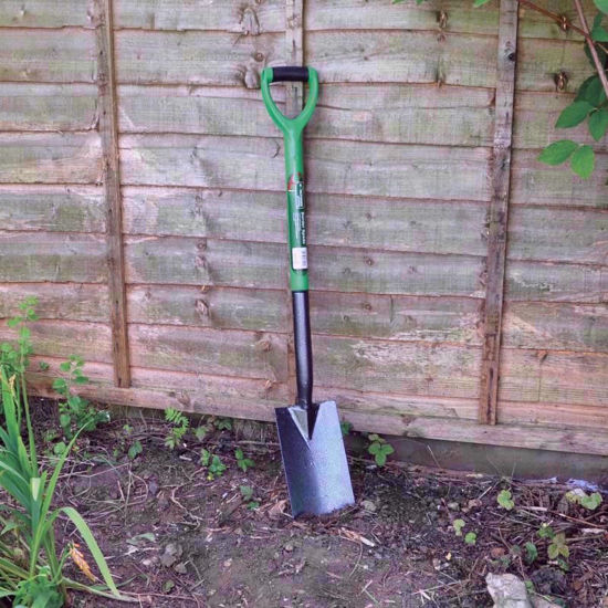 Picture of KINGFISHER BORDER SPADE